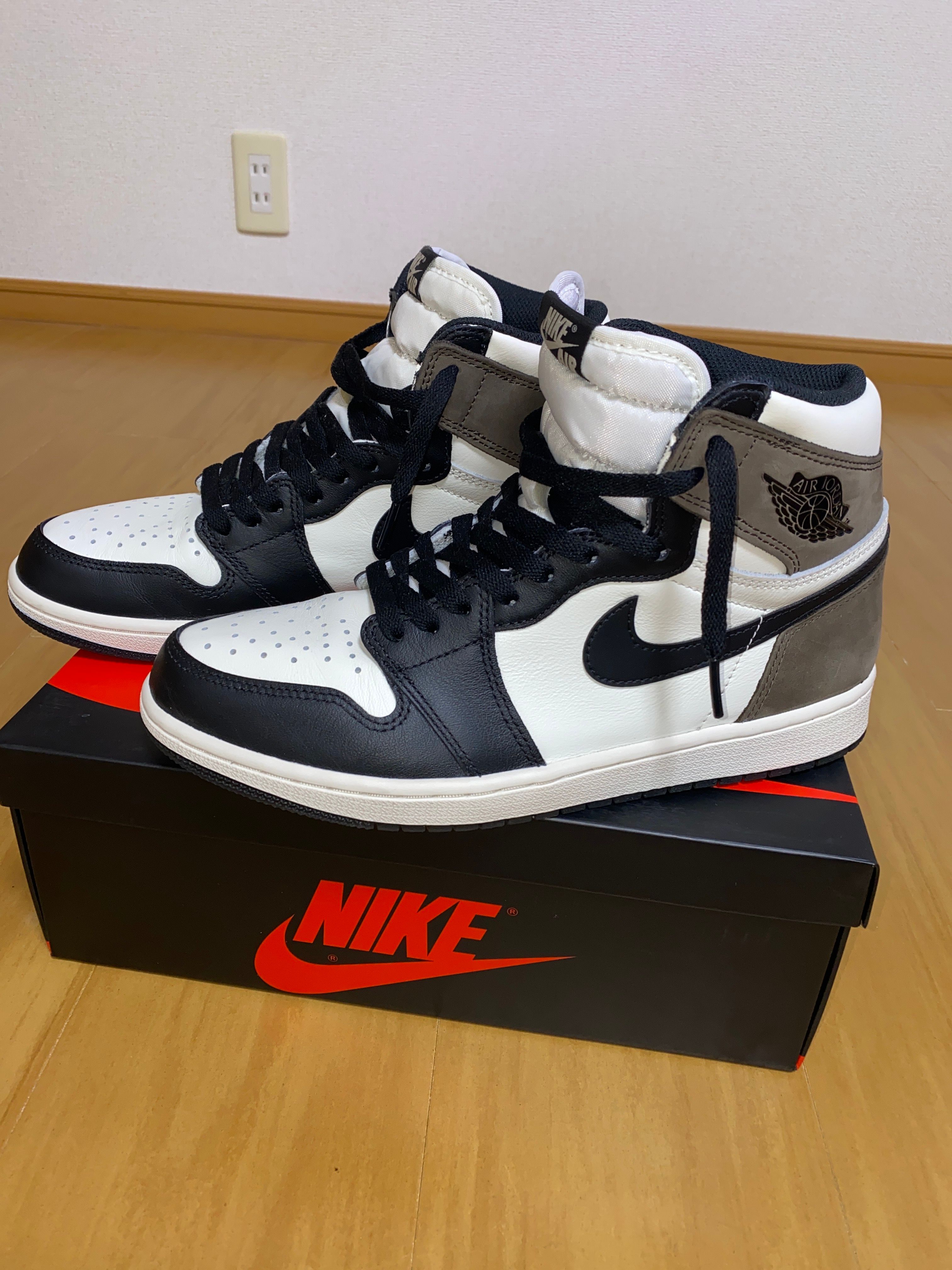 Nike Air Jordan 1 High OG "Sail/Dark Mocha/Black"