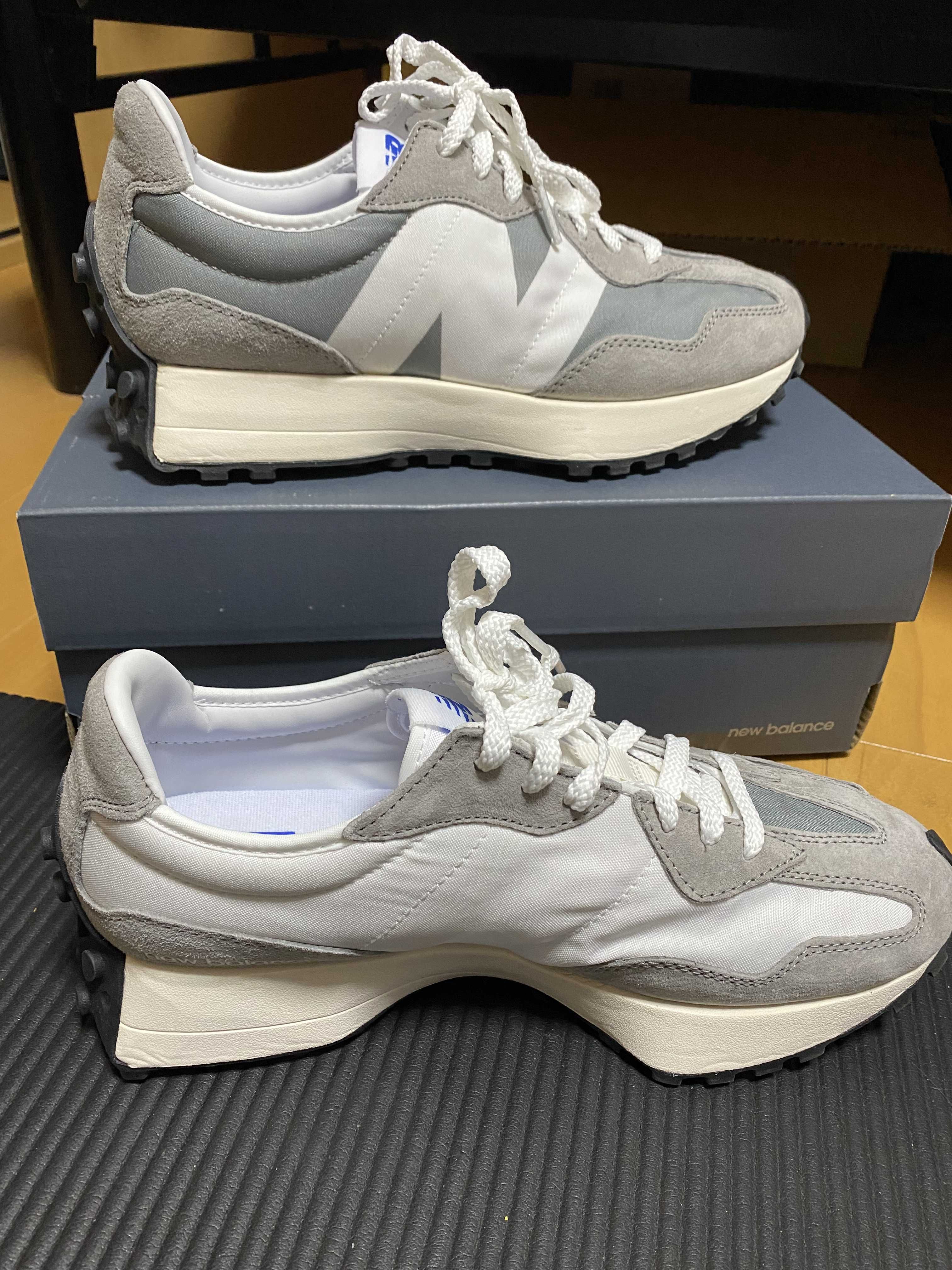 New Balance 327 "Gray"