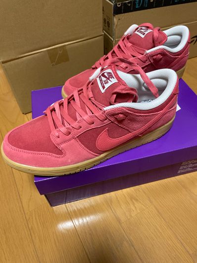 Nike SB Dunk Low "Adobe"