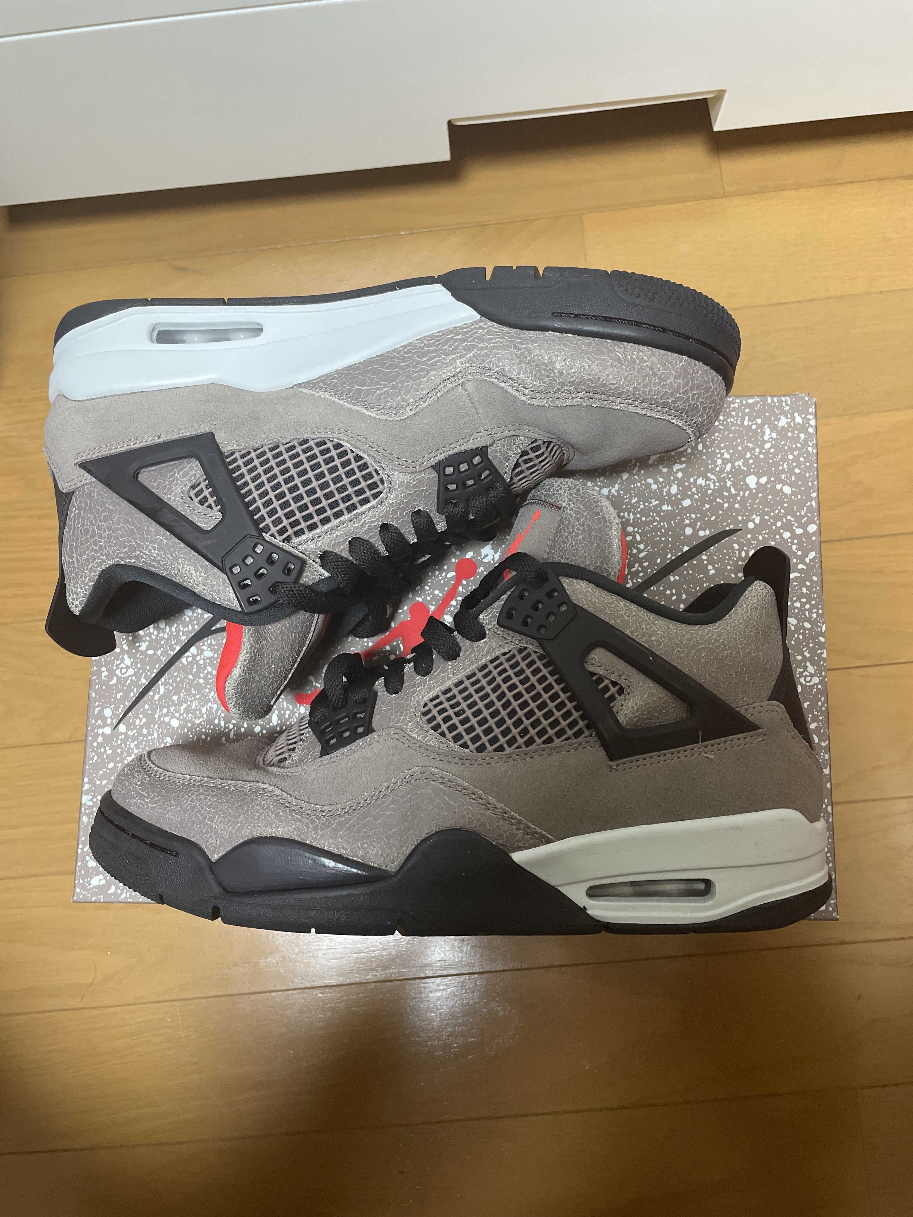 Nike Air Jordan 4 "Taupe Haze"   