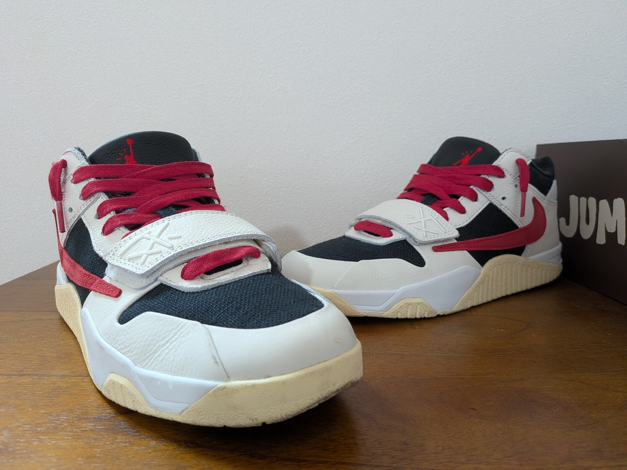 Travis Scott × Nike Jordan Jumpman Jack TR "University Red"