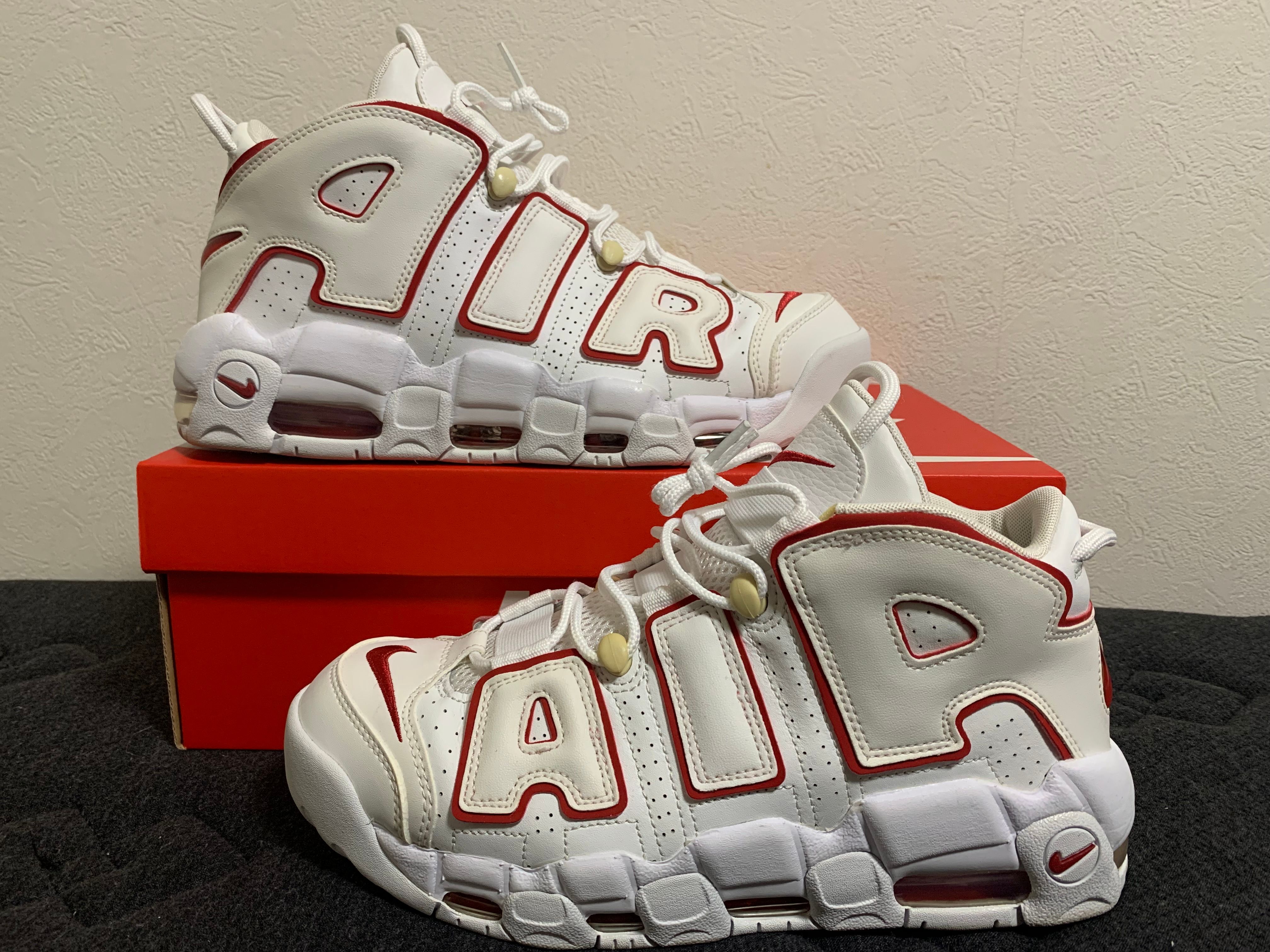NIKE AIR MORE UPTEMPO "WHITE/VARSITY RED" (2021)