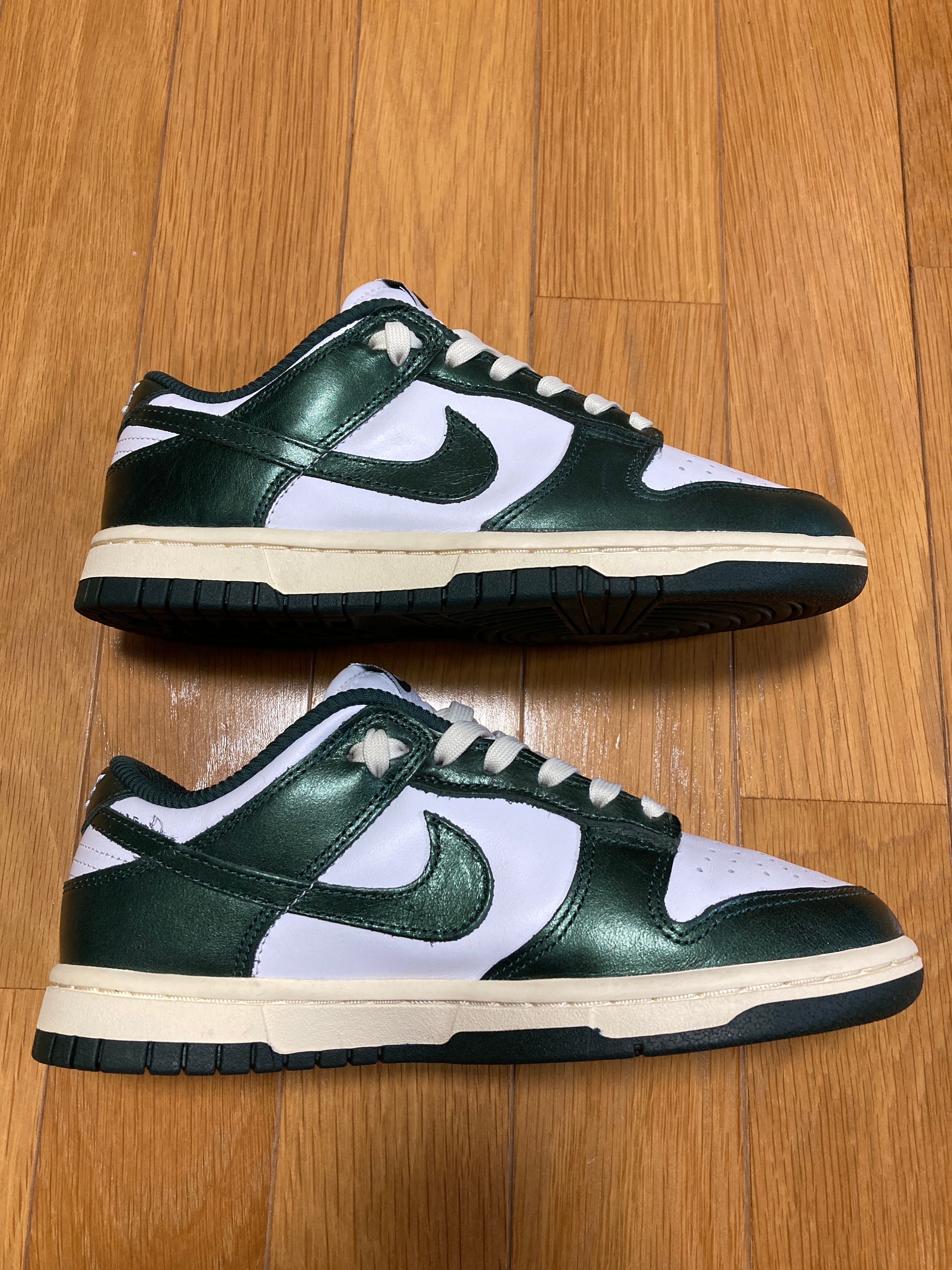 Nike Women's Dunk Low "Vintage Green"