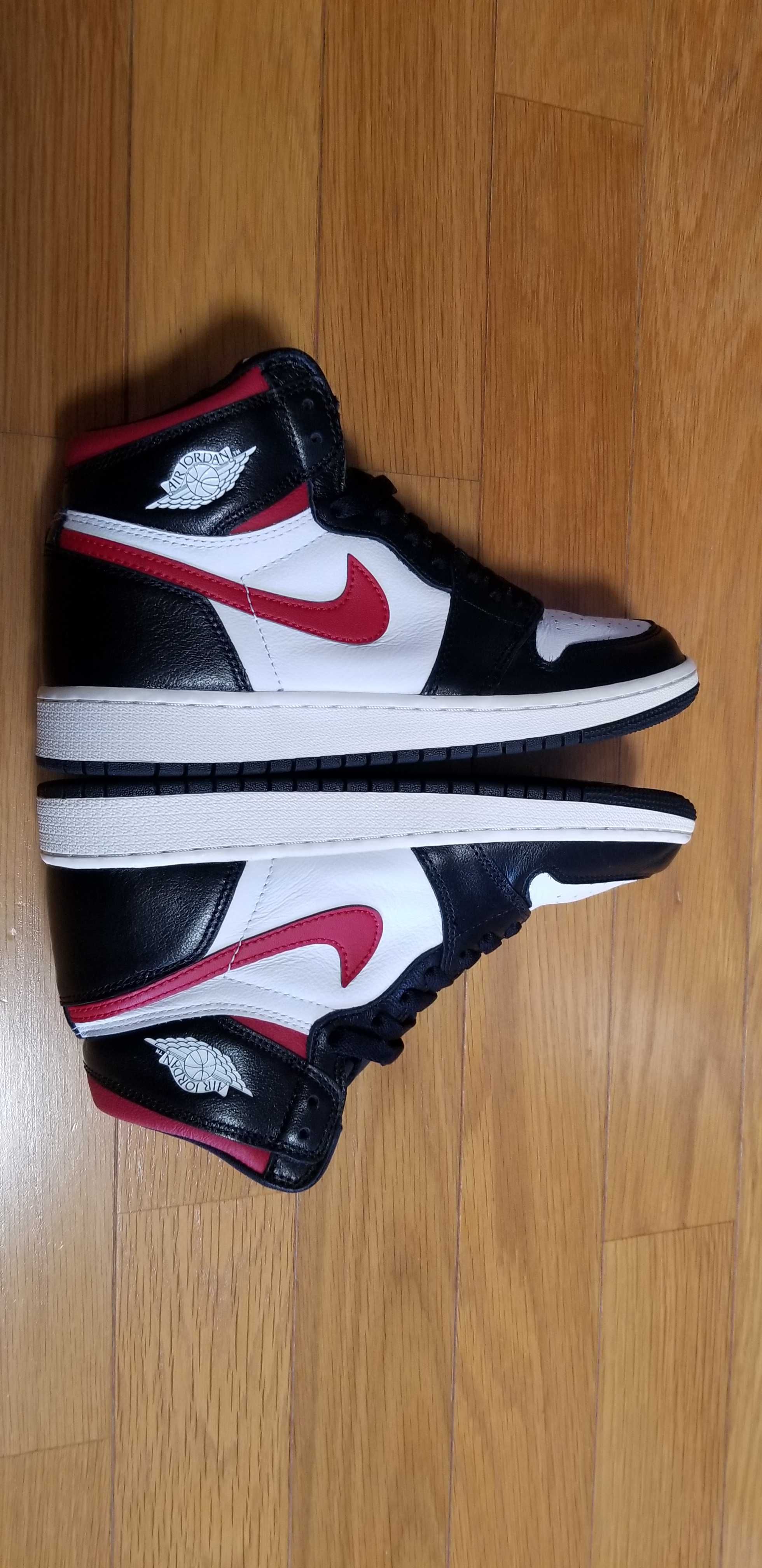 Nike GS Air Jordan 1 Retro High "Black Gym Red"