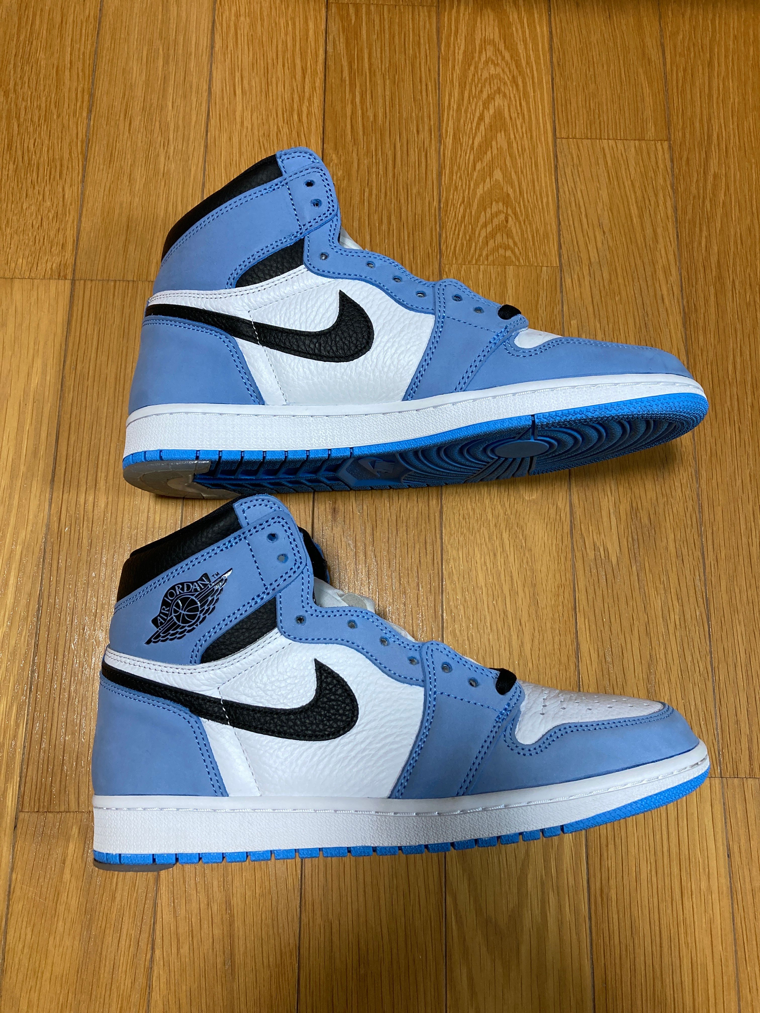 Nike Air Jordan 1 High OG "University Blue"