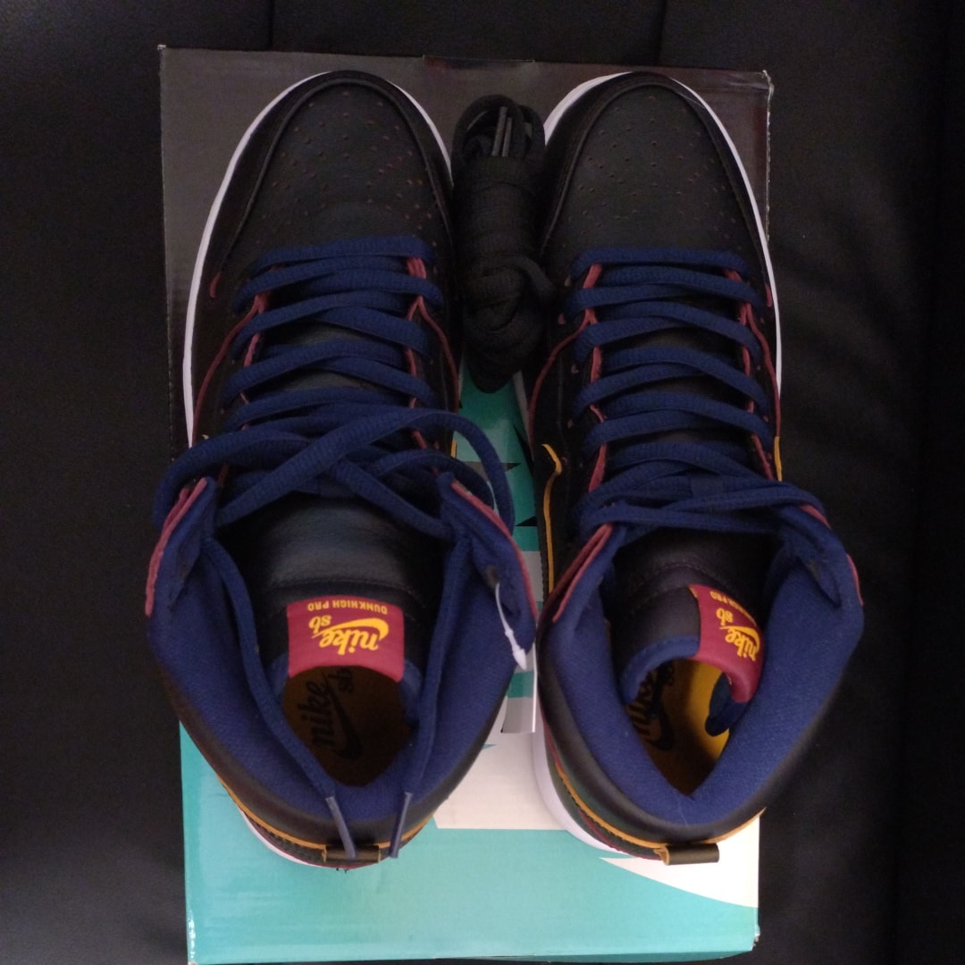 NBA × Nike SB Dunk High "Cleveland Cavaliers"