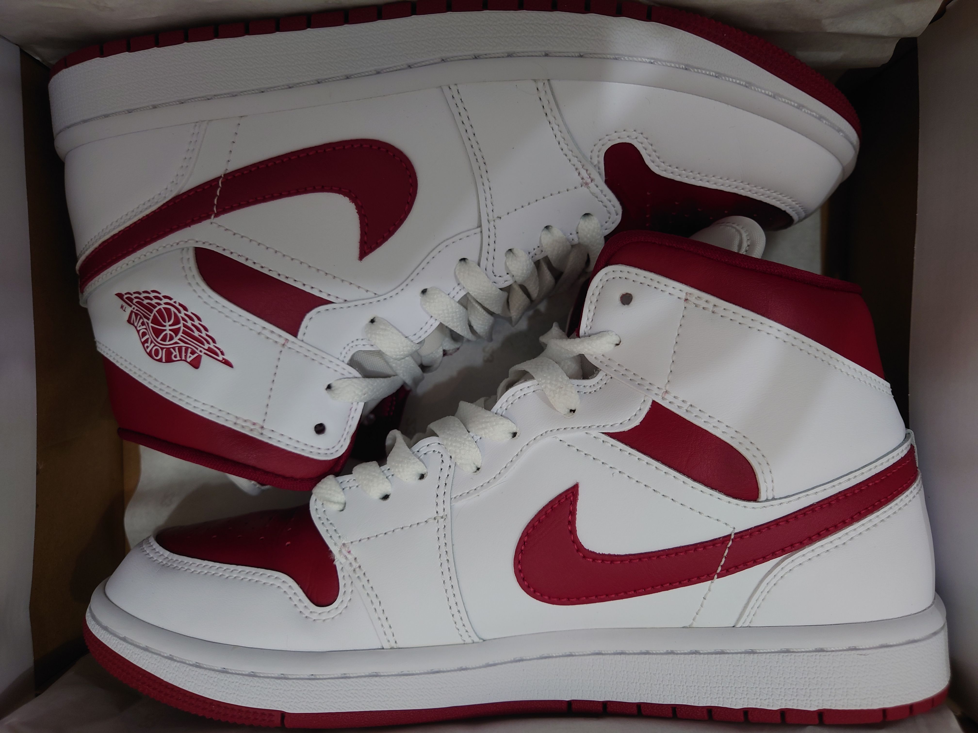 Nike Women's Air Jordan 1 Mid "Reverse Chicago"