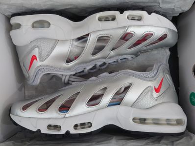 Supreme × Nike Air Max 96 "Metallic Silver/Speed Red/Clear"