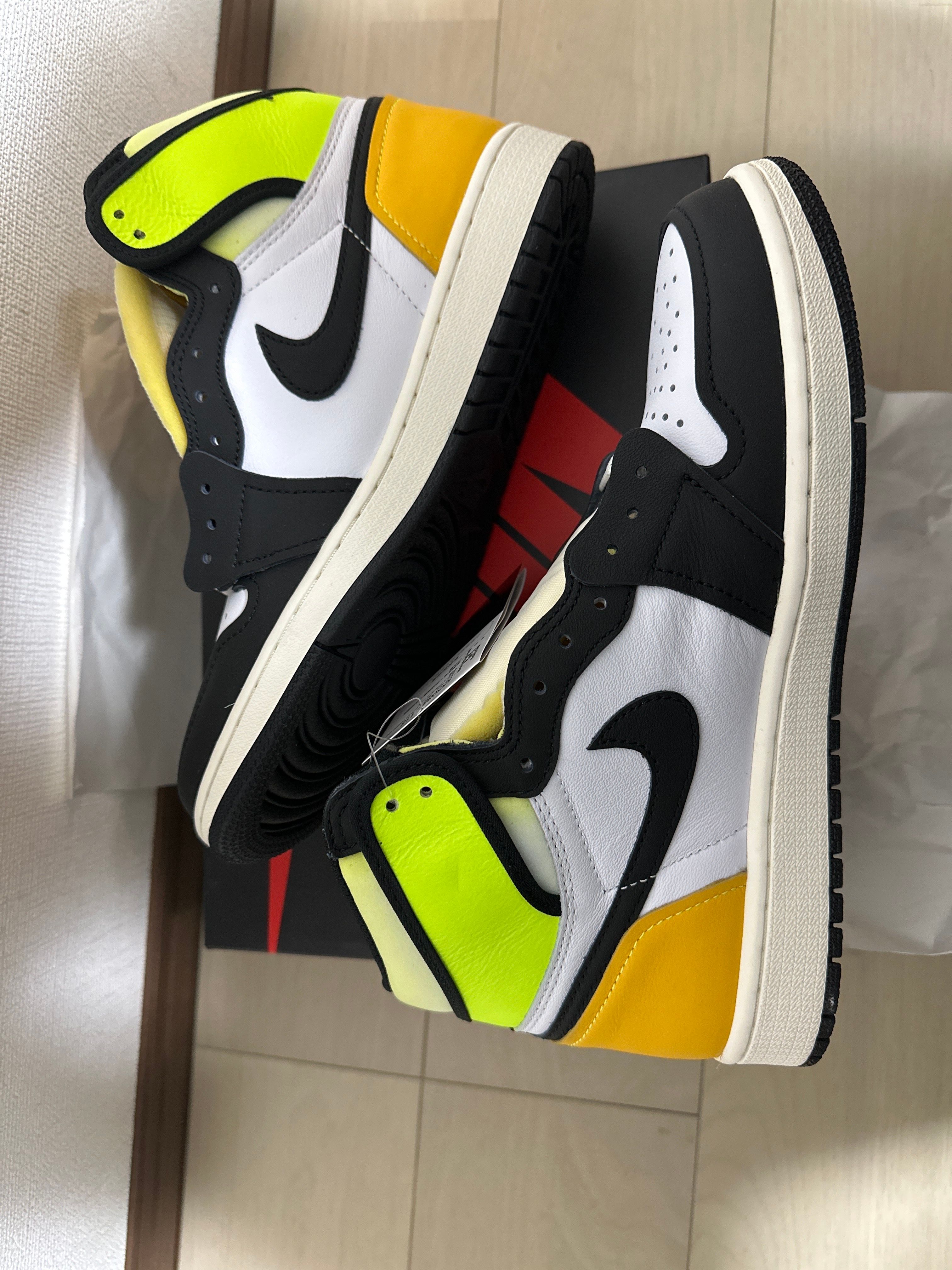 Nike Air Jordan 1 High OG "Volt Gold"