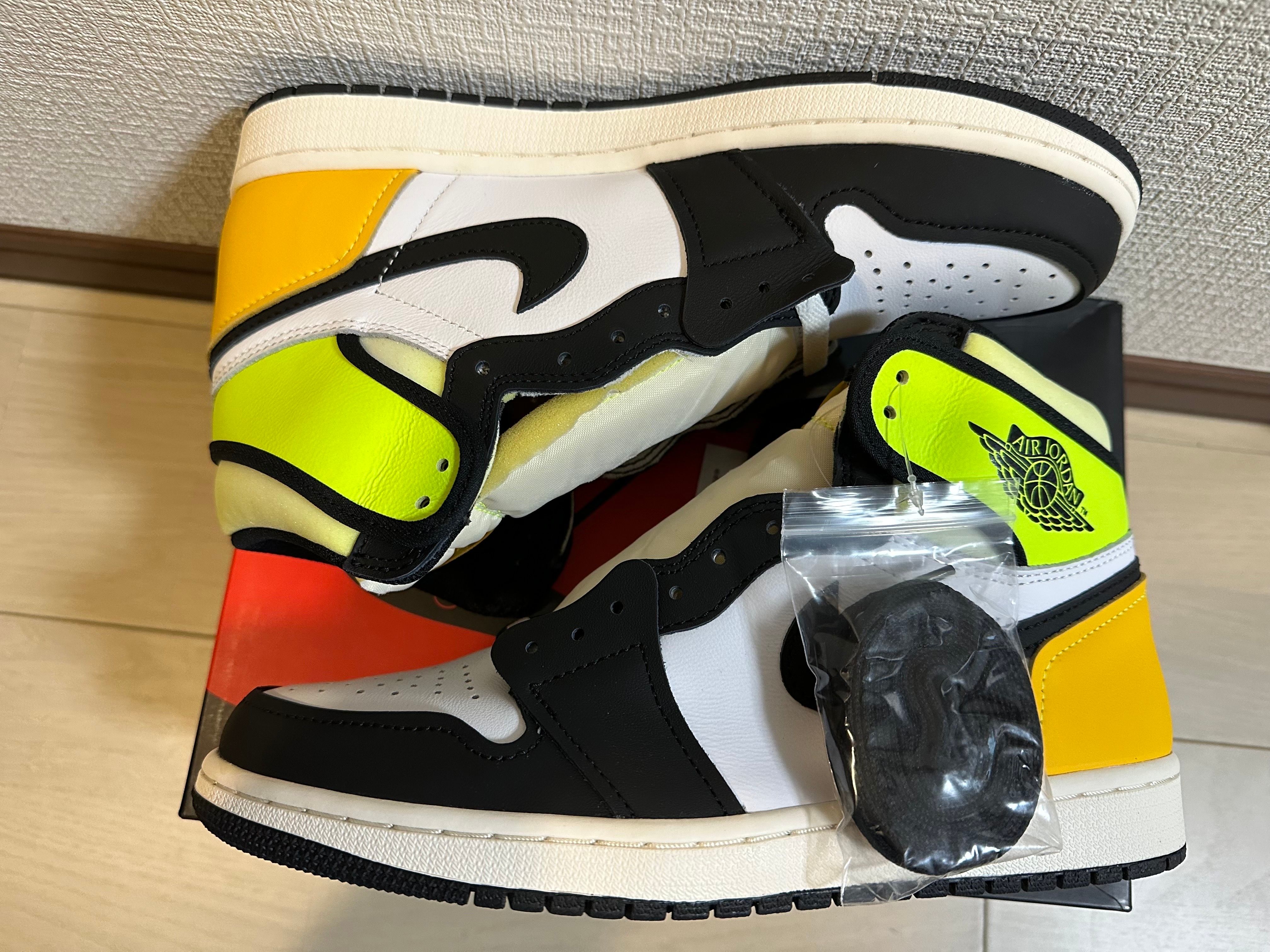 Nike Air Jordan 1 High OG "Volt Gold"