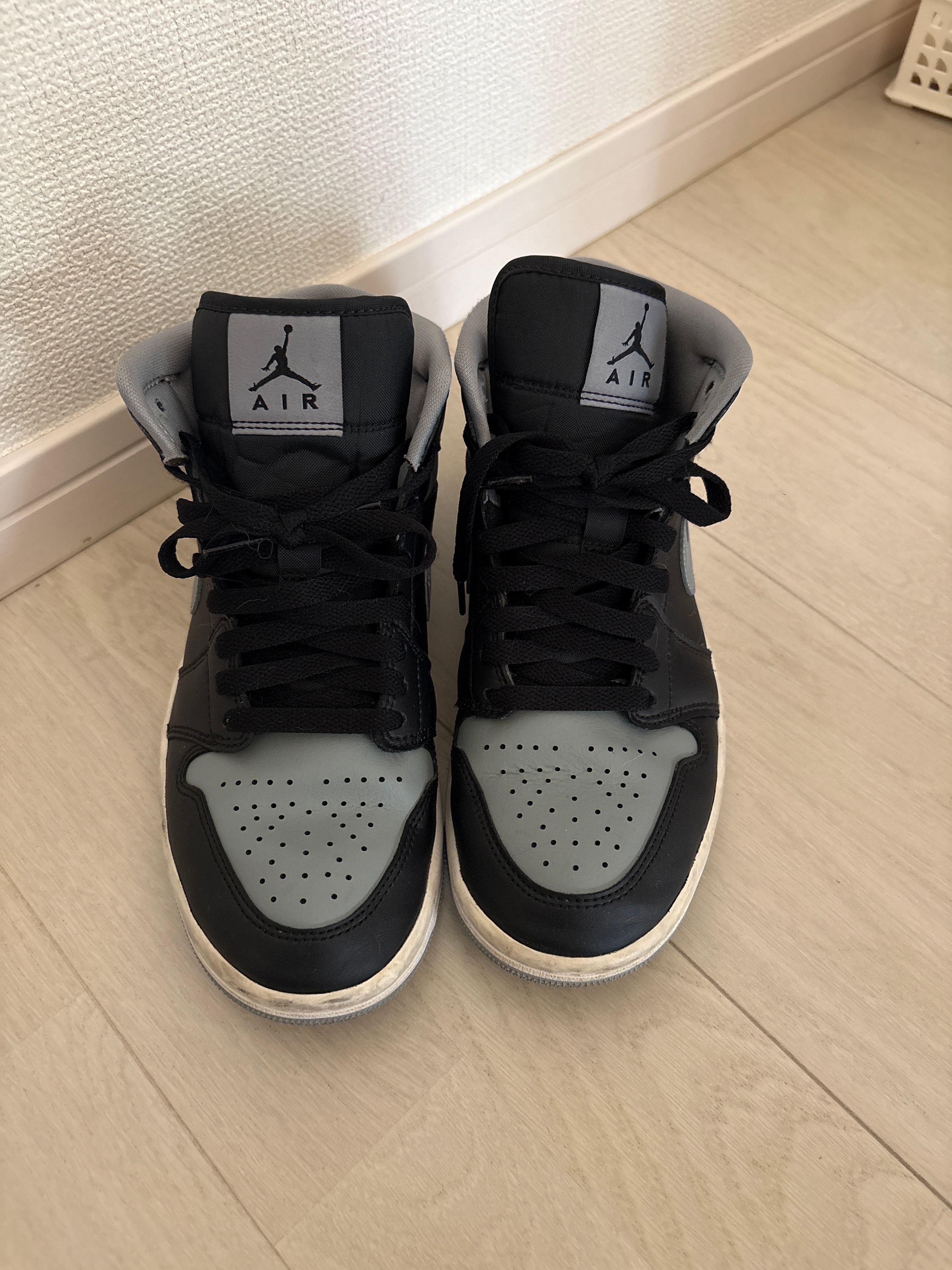 Nike Women's Air Jordan 1 Mid "Shadow"