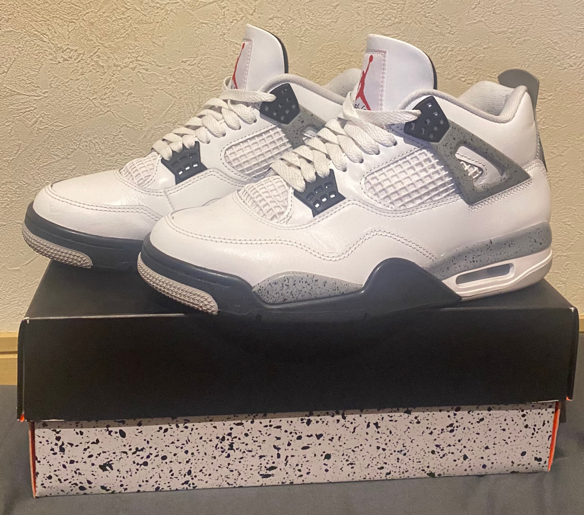 Nike Air Jordan 4 Retro "White/Cement" (2025)