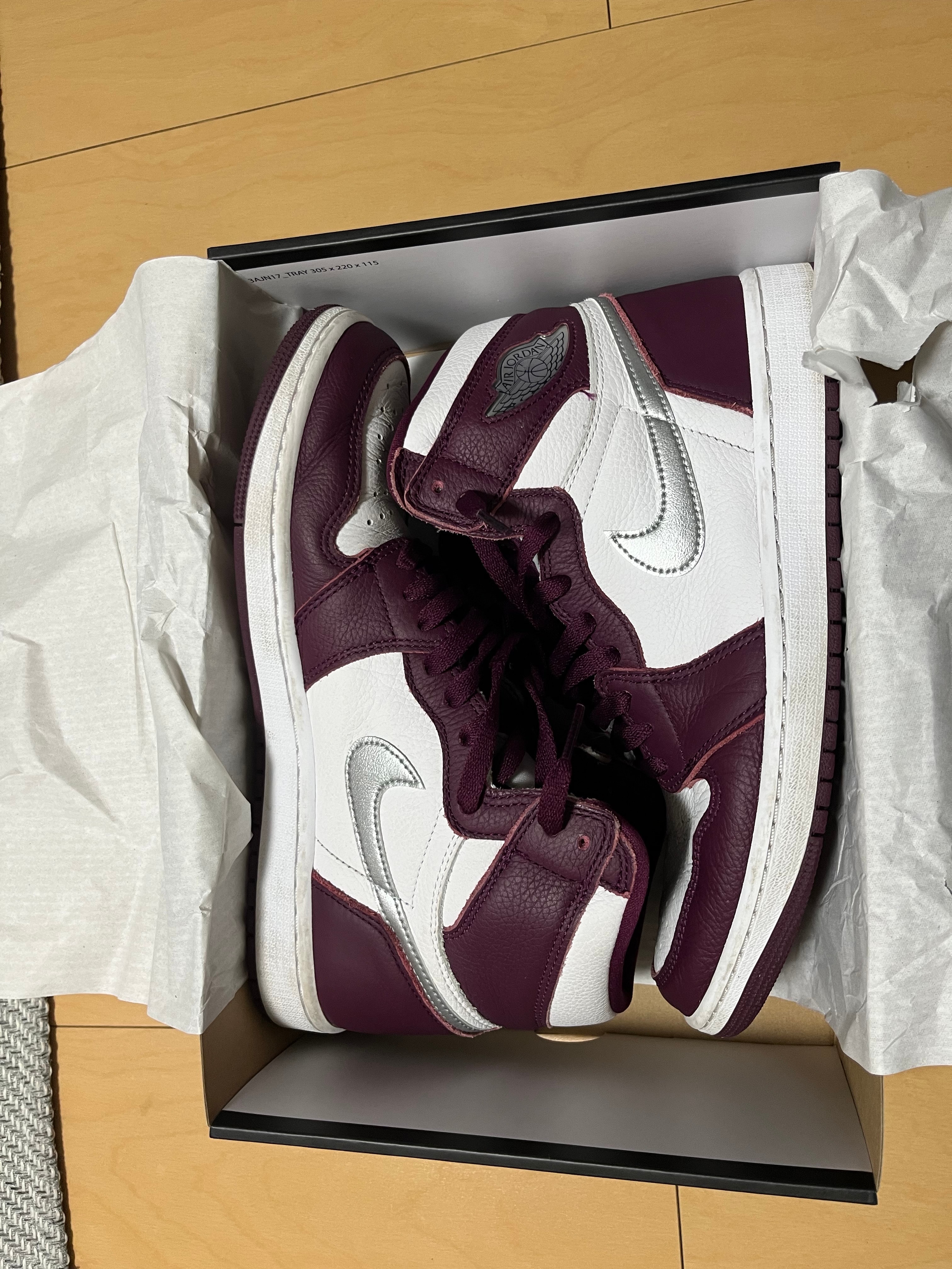 Nike Air Jordan 1 High OG "Bordeaux"