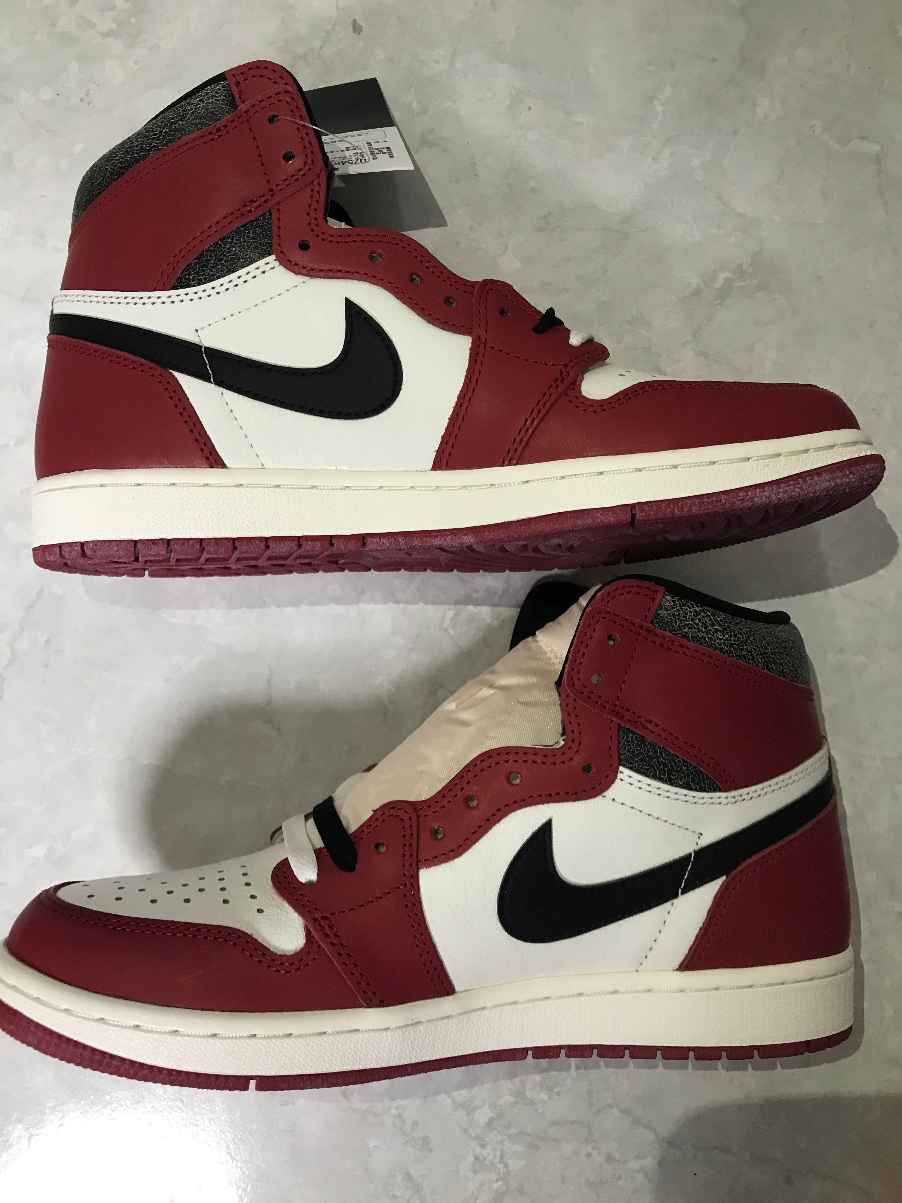 Nike Air Jordan 1 High OG "Lost & Found/Chicago"