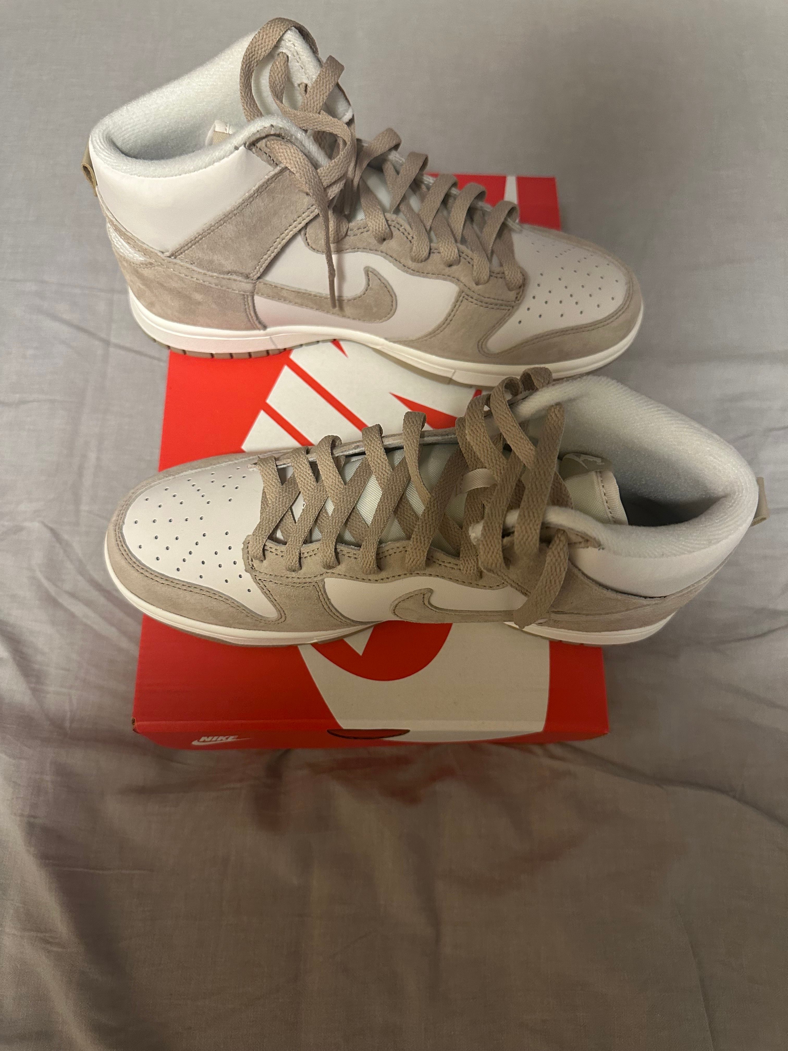 Nike Dunk High "Limestone"