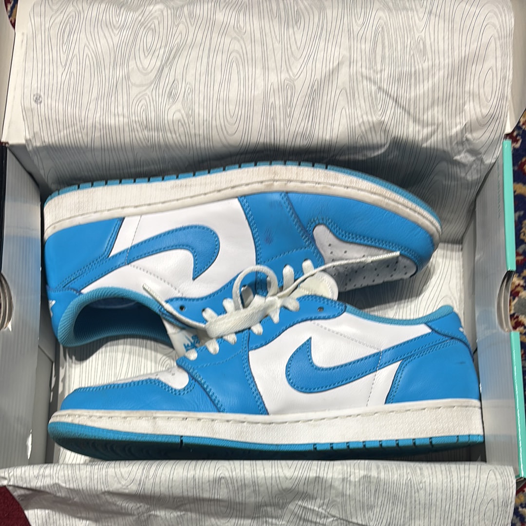 Nike SB Air Jordan 1 Low "UNC"