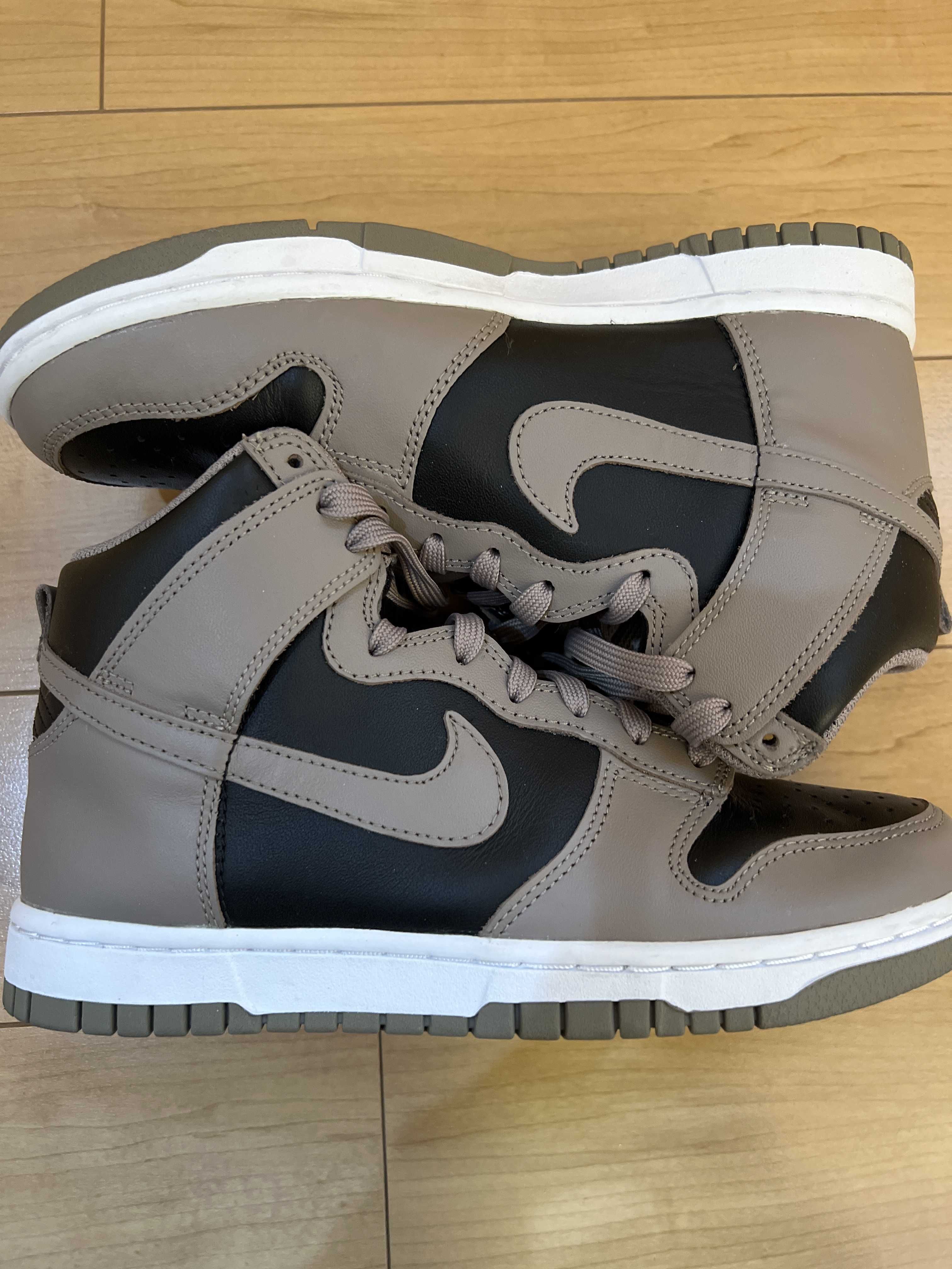 Nike Women's Dunk High "Moon Fossil"