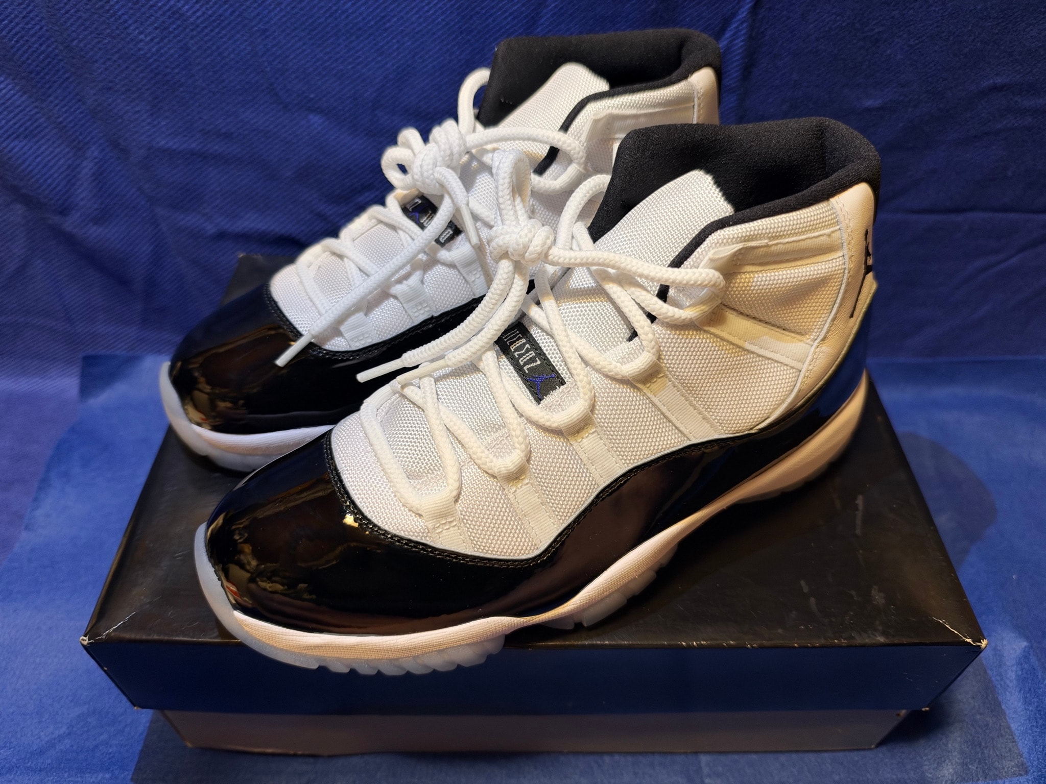 Nike Air Jordan 11 Retro "Concord" (2018)