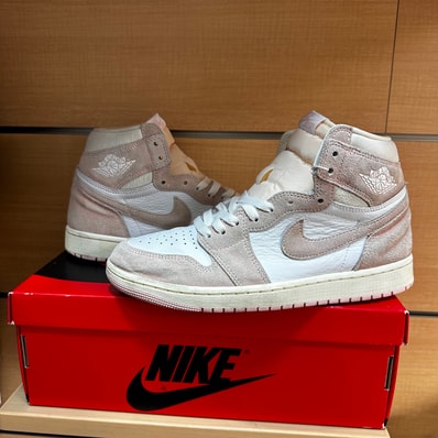 Nike Women's Air Jordan 1 Retro High OG "Washed Pink"