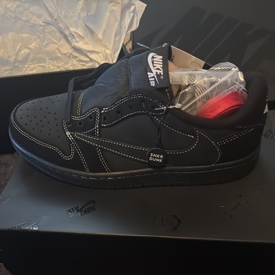 Travis Scott × Nike Air Jordan 1 Low OG SP "Black Phantom"