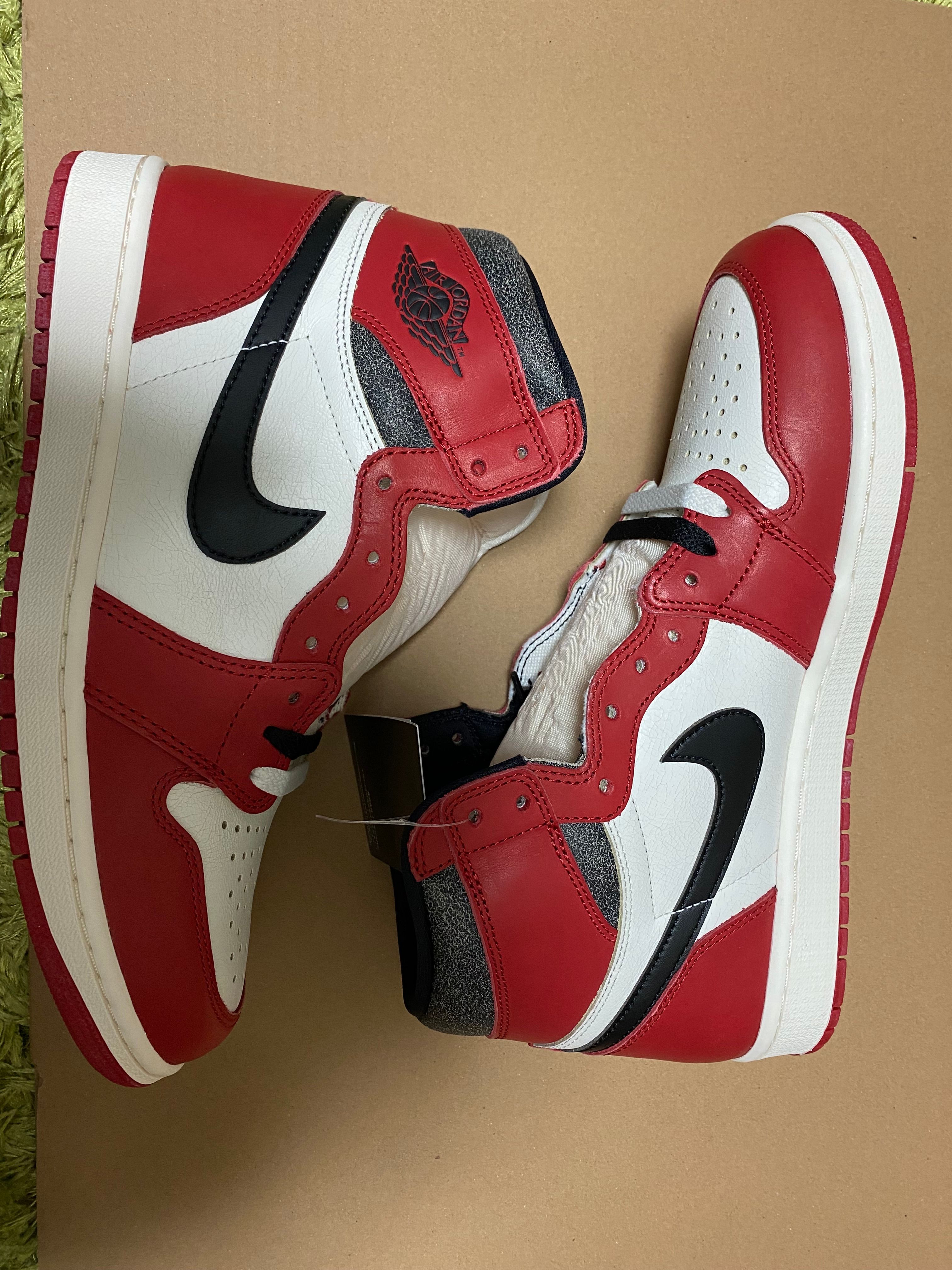Nike Air Jordan 1 High OG "Lost & Found/Chicago"