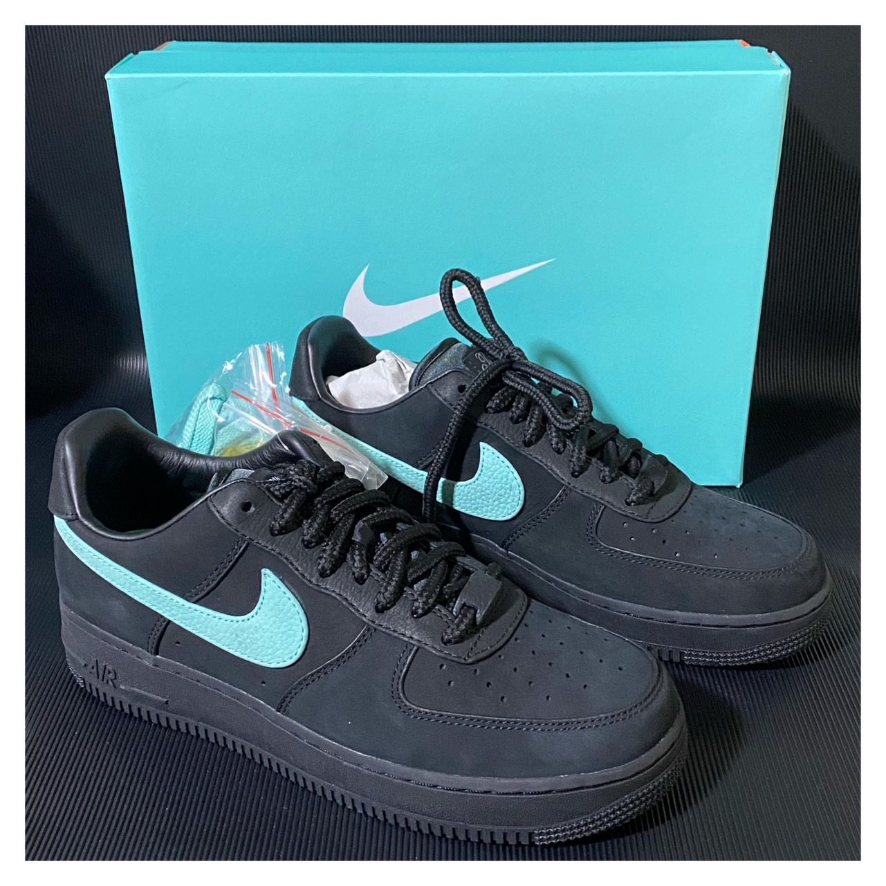 Tiffany & Co. × Nike Air Force 1 Low "1837"