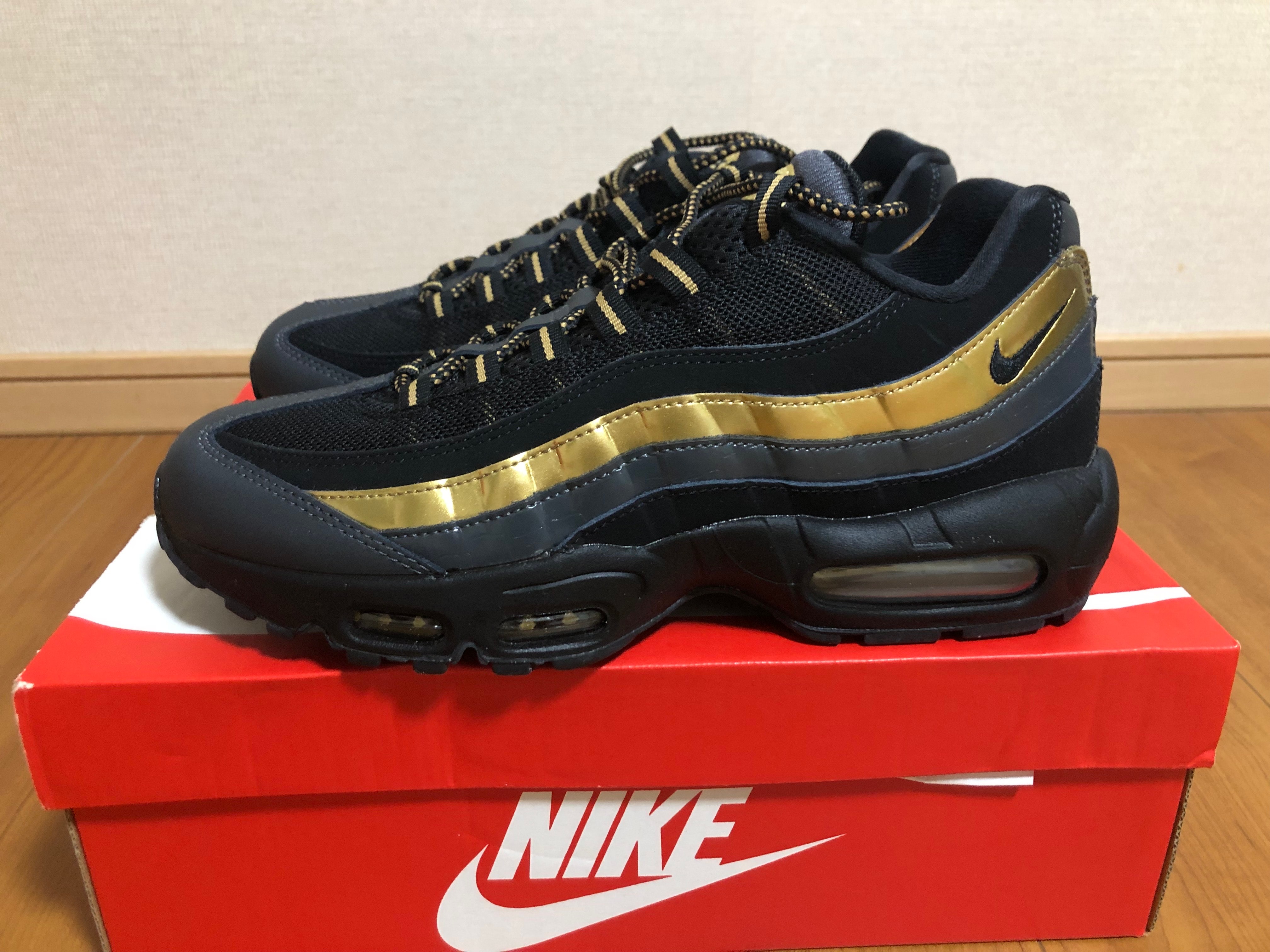 Nike Air Max 95 "Black/Metallic Gold"