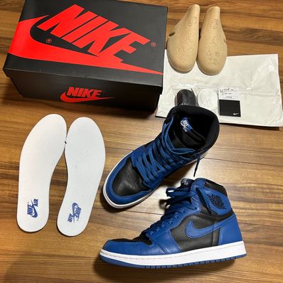 Nike Air Jordan 1 Retro High OG "Dark Marina Blue"