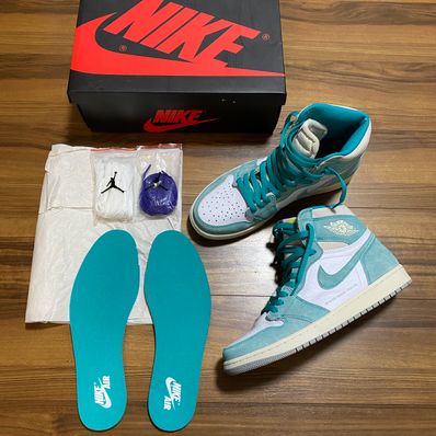 Nike Air Jordan 1 Retro High OG "Turbo Green"