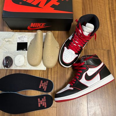Nike Air Jordan 1 Retro High OG "Blood Line"