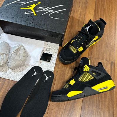 Nike Air Jordan 4 Retro "Thunder"(2023)