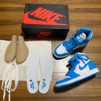 Nike Air Jordan 1 Retro High "UNC"