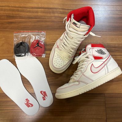 Nike Air Jordan 1 Retro High OG "Sail/University Red"