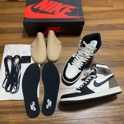 Nike Air Jordan 1 High OG "Sail/Dark Mocha/Black"