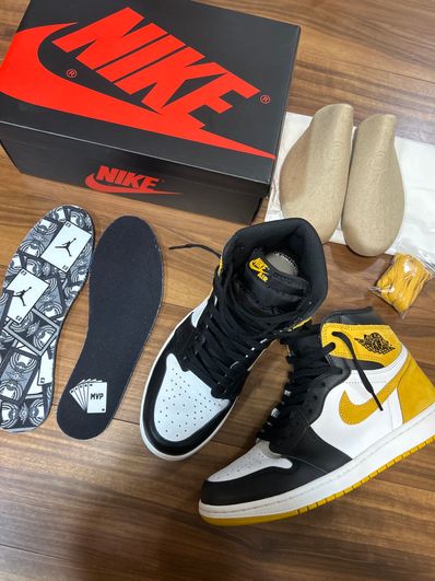 Nike Air Jordan 1 Retro High OG "Black Toe/Yellow Ochre"
