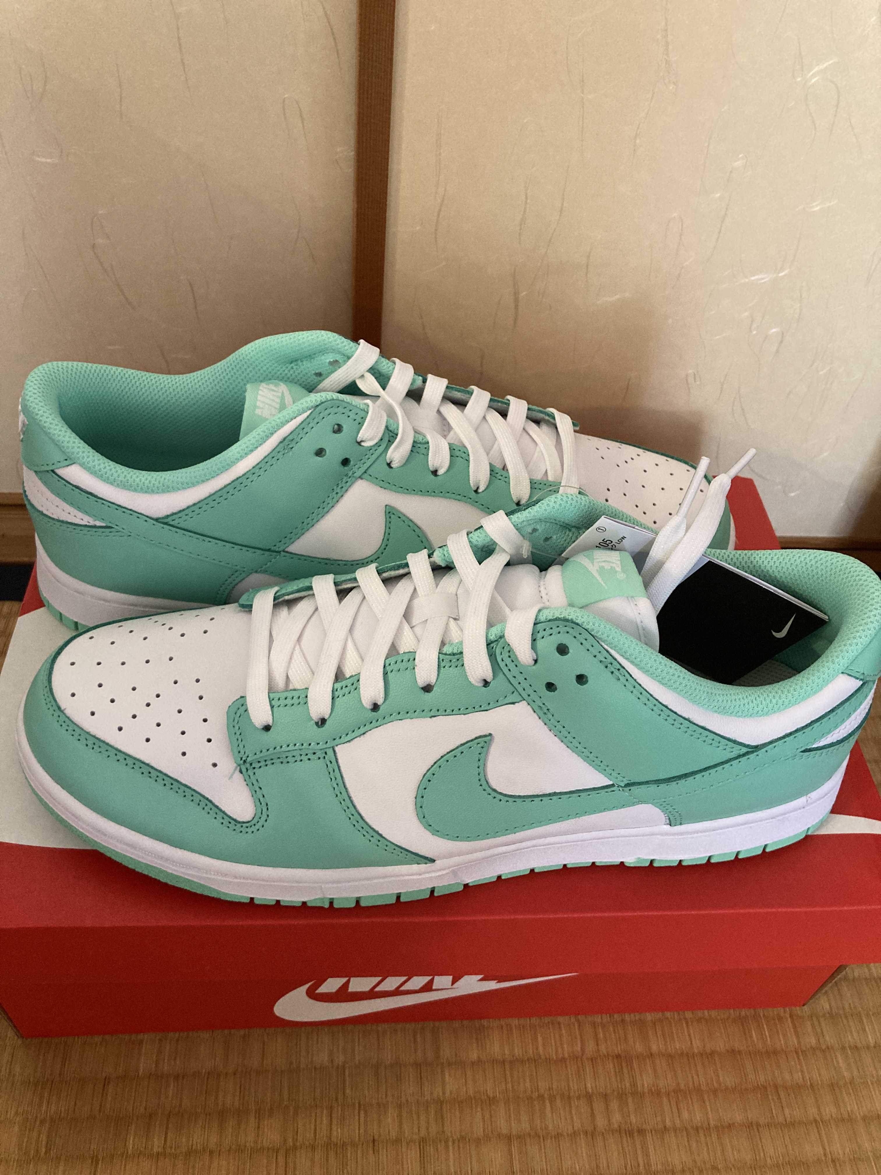 Nike Women's Dunk Low "Green Glow"