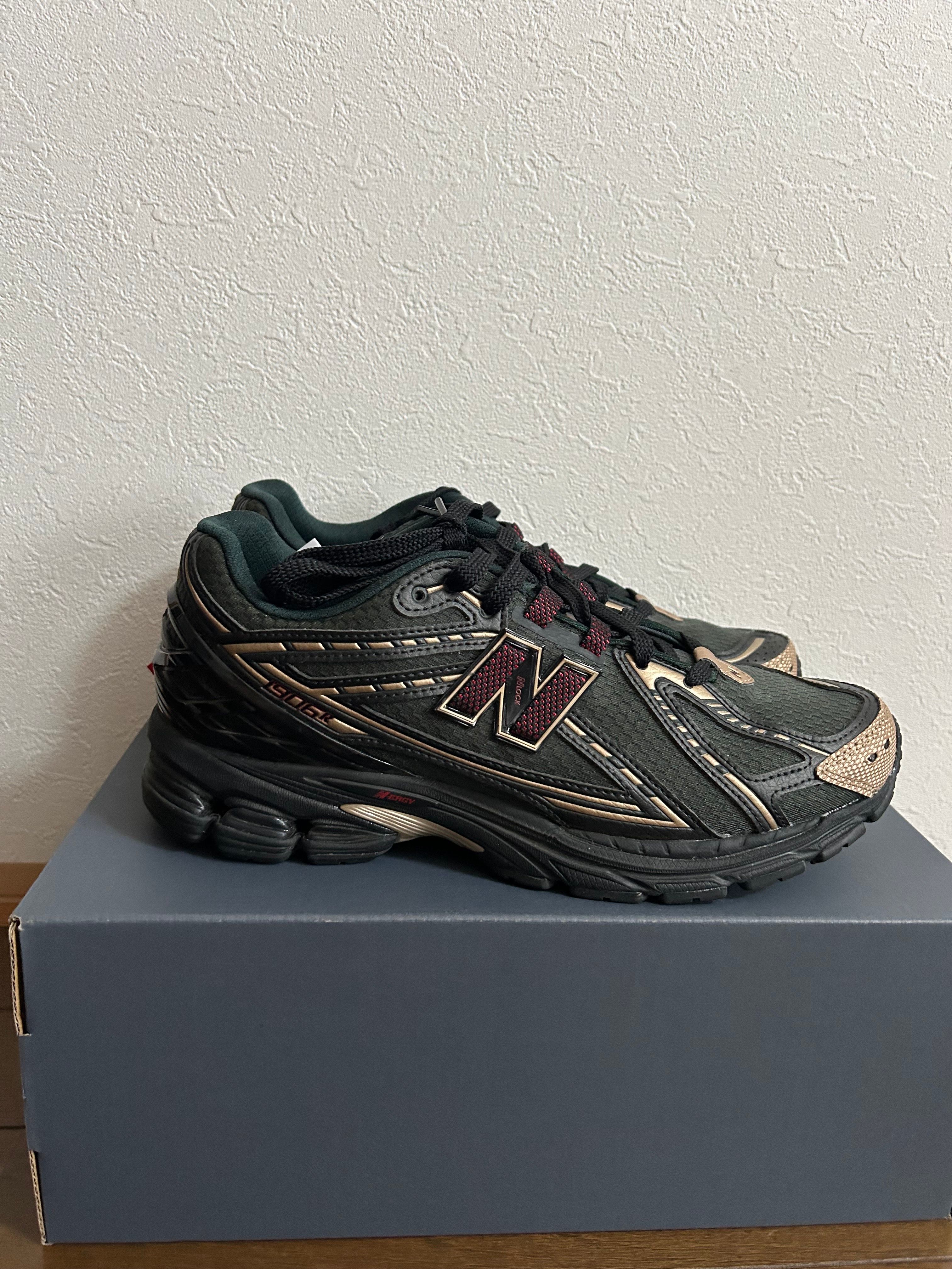 KITH × New Balance 1906R "Black/Green" M1906RKS