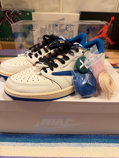 Travis Scott × fragment design × Nike Air Jordan 1 Low OG "Sail/Military Blue"