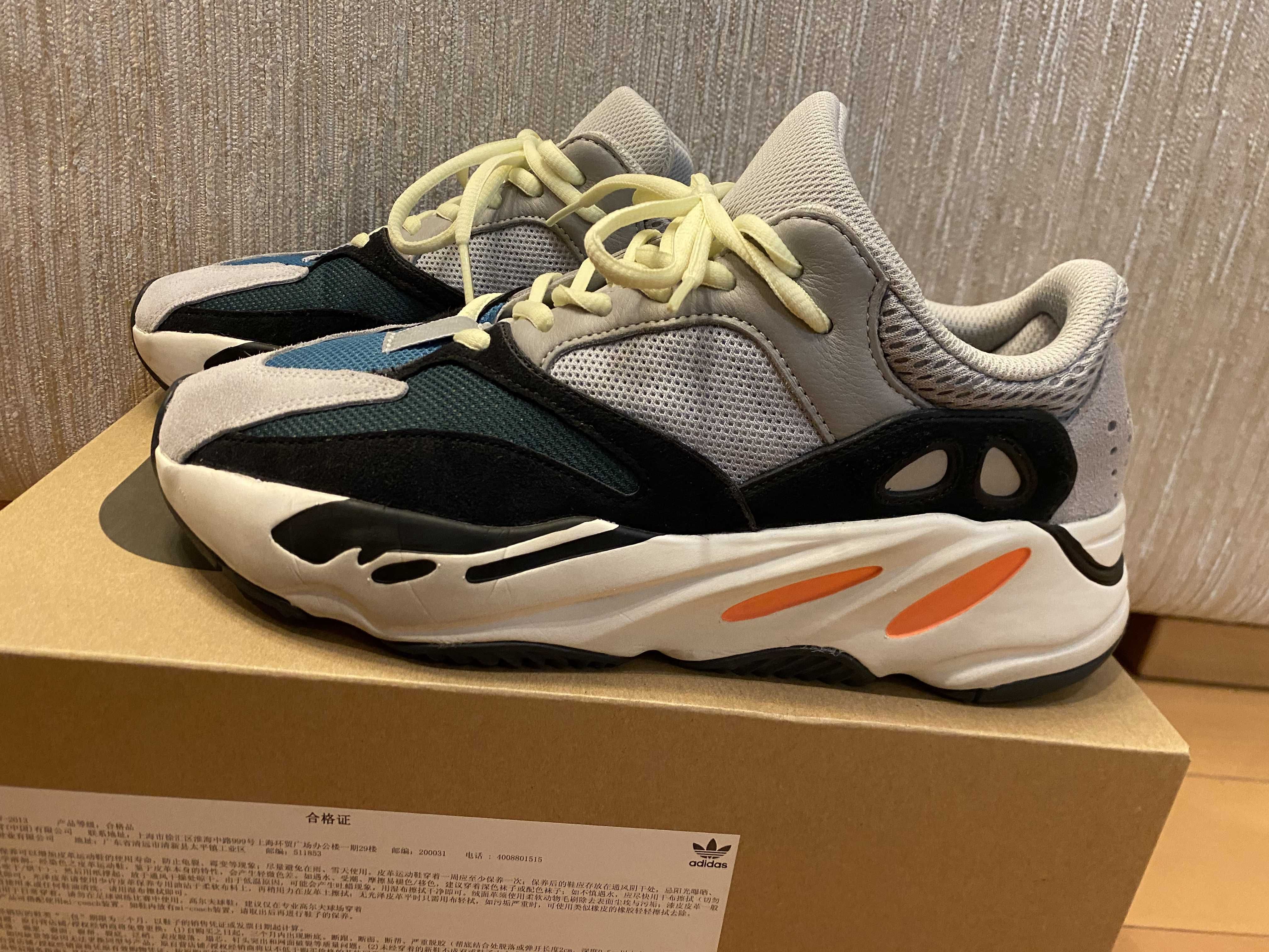 adidas YEEZY Boost 700 "Wave Runner"