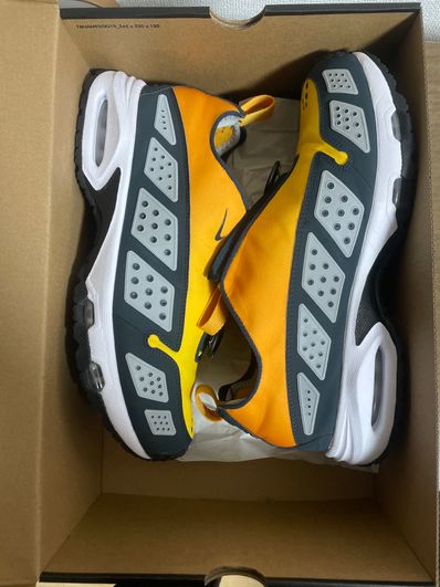 Nike Women's Air Max SNDR "Canyon Gold and Deep Ocean"