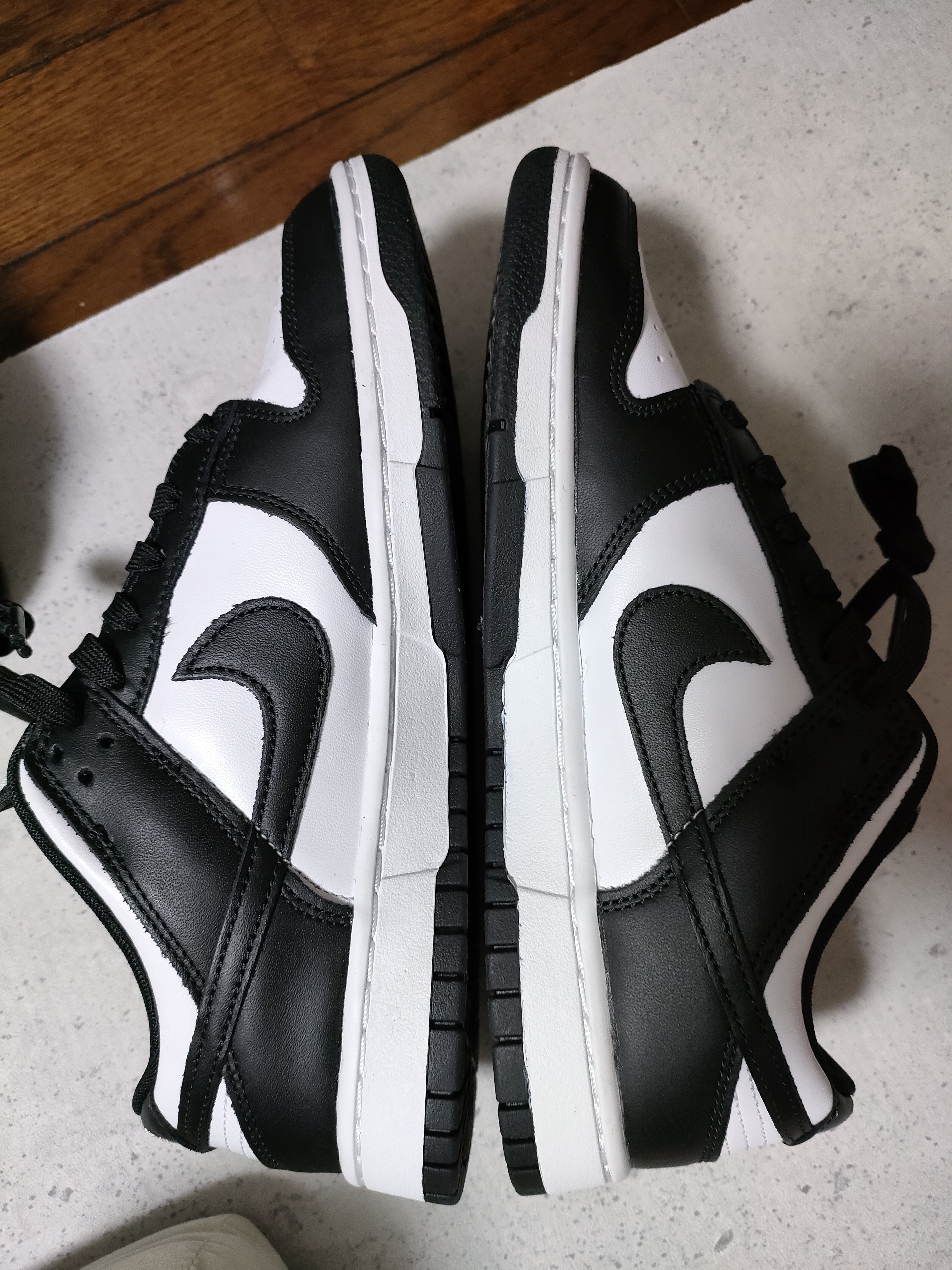 Nike Dunk Low Retro "Panda/White/Black"