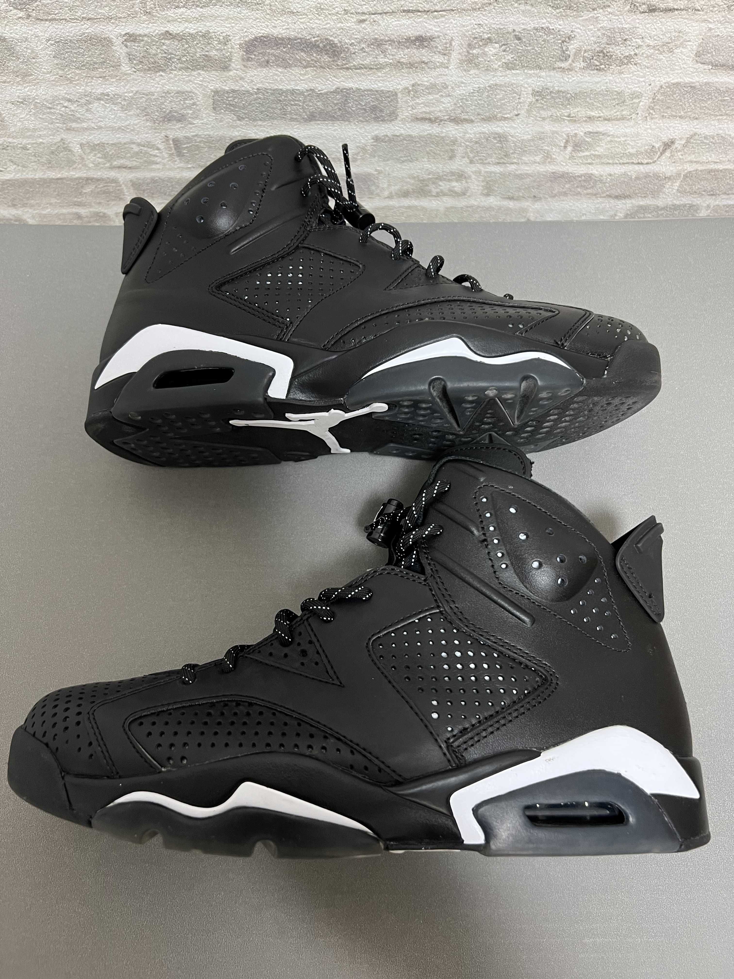 NIKE AIR JORDAN 6 RETRO "BLACK CAT"