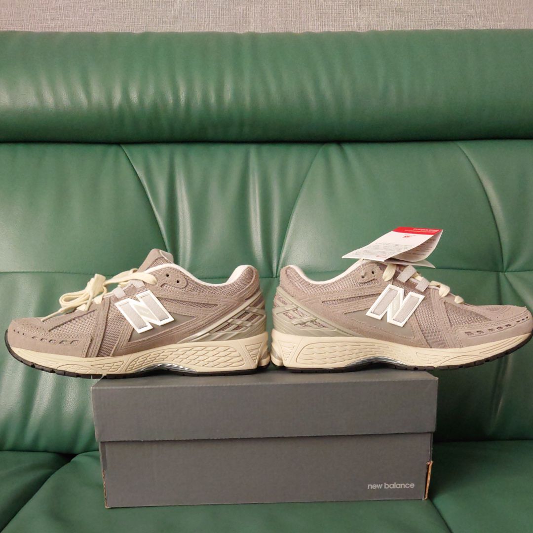 New Balance 1906R "Gray"