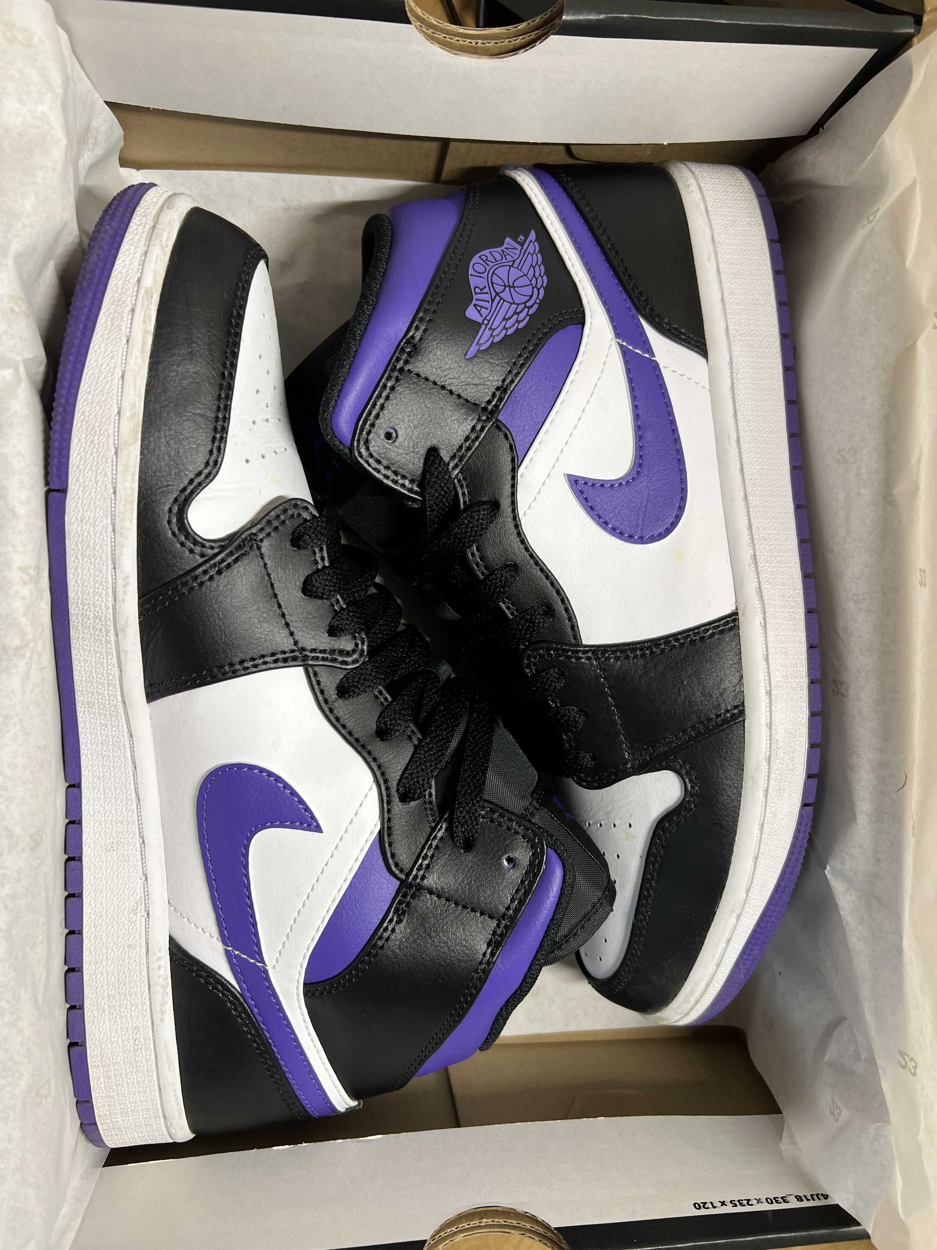 Nike Air Jordan 1 Mid "Black/Court Purple"