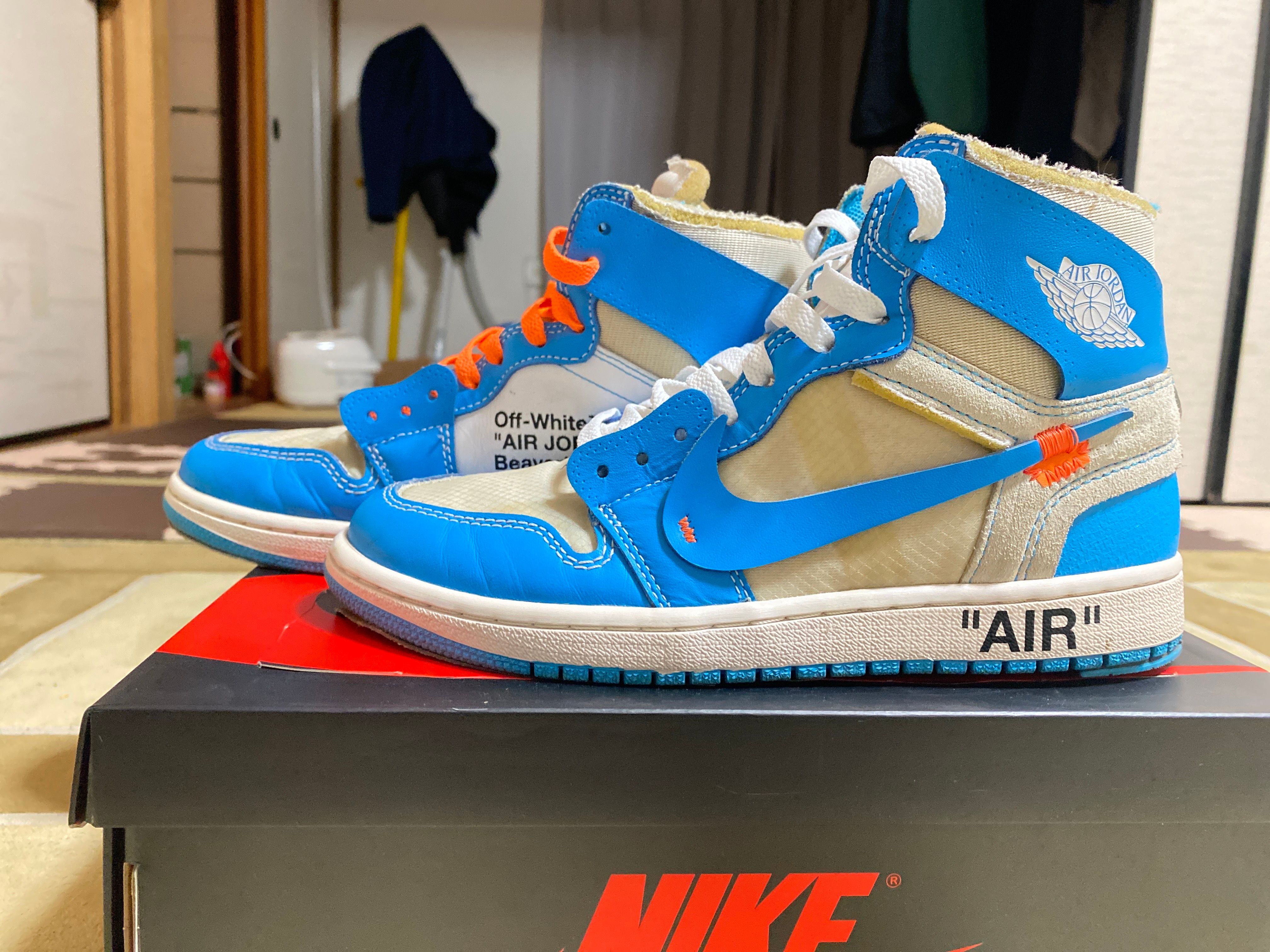Off-White × Nike Air Jordan 1 High UNC "White/Dark Powder Blue"