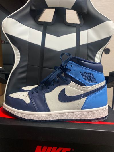 Nike Air Jordan 1 Retro High OG "Obsidian/University Blue"