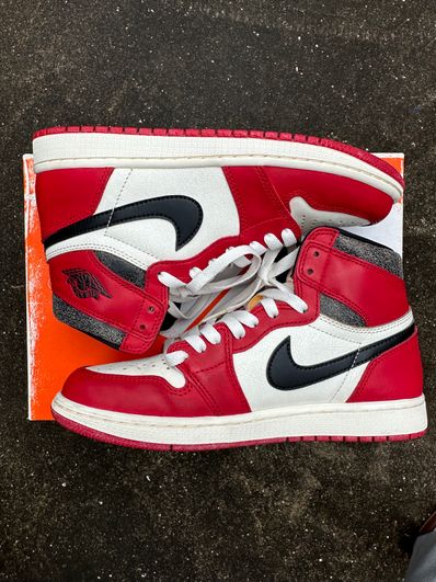 Nike Air Jordan 1 High OG "Lost & Found/Chicago"