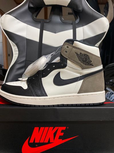 Nike Air Jordan 1 High OG "Sail/Dark Mocha/Black"