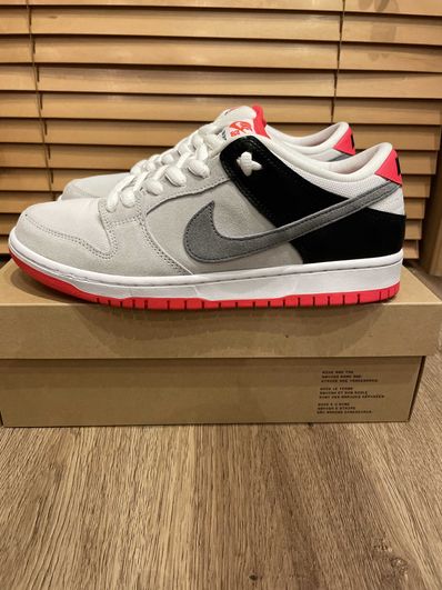 Nike SB Dunk Low "Infrared"