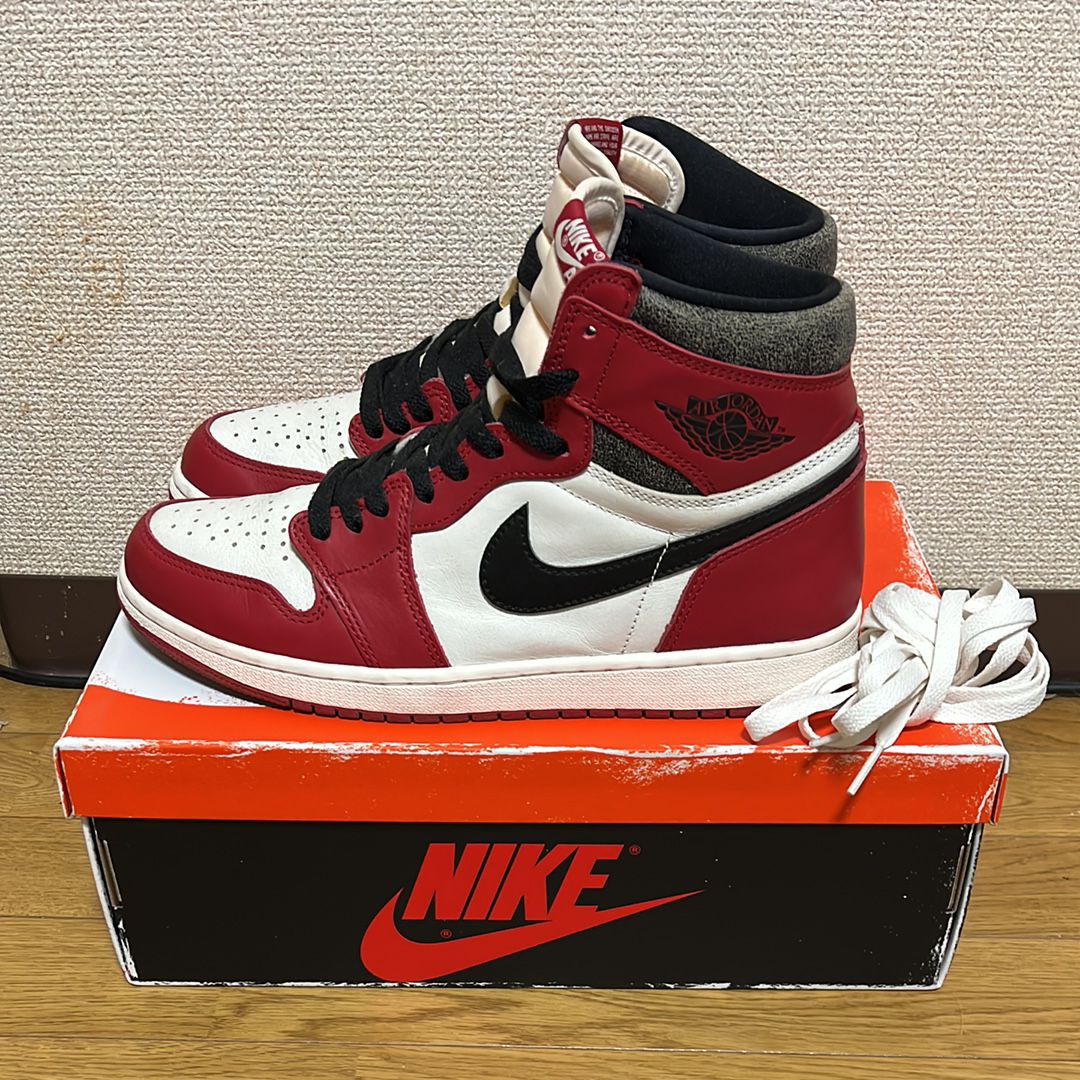 Nike Air Jordan 1 High OG "Lost & Found/Chicago"
